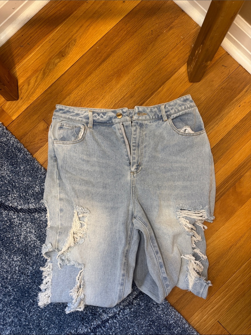 Light Wash Distressed Women’s Jeans - Classic High-Rise